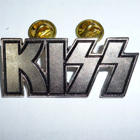Kiss | Pin Badge Logo