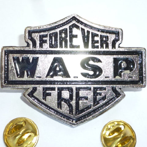 Wasp | Pin Badge Forever Free